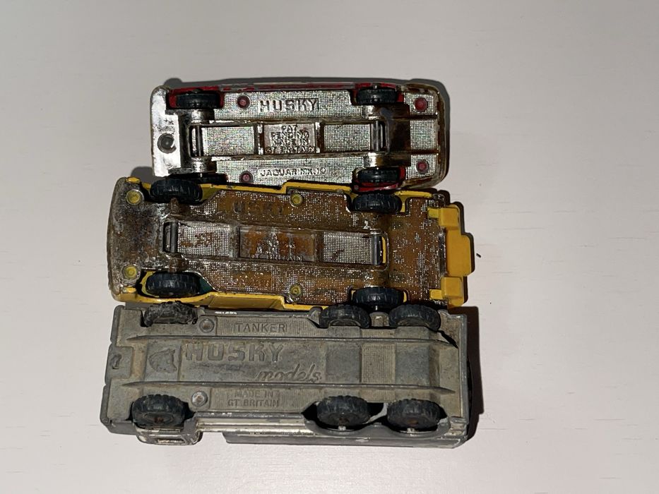 Jaguar Tanker Ford Husky England 3 modele resoraki auta retro