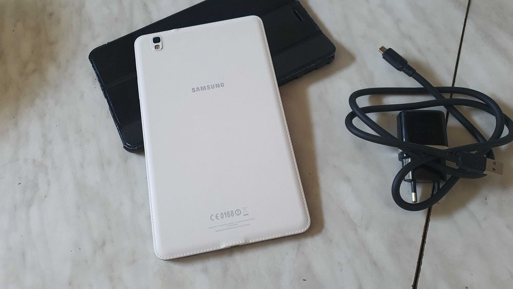 Ігровий Samsung Tab Pro T320 8 ядер 16GB 9-андроїд