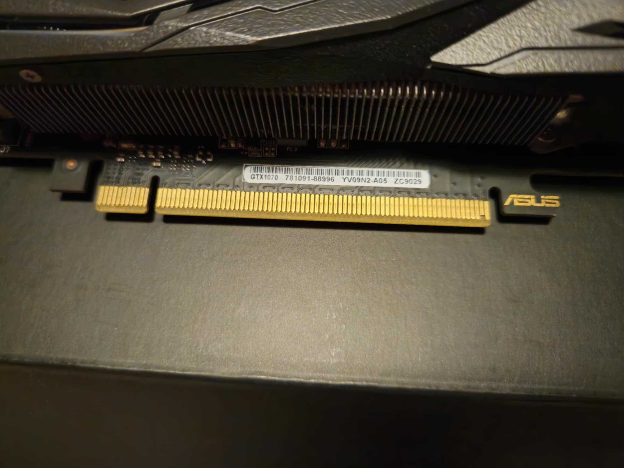 ASUS ROG Strix GTX 1070 8GB – Placa Gráfica com Caixa Original