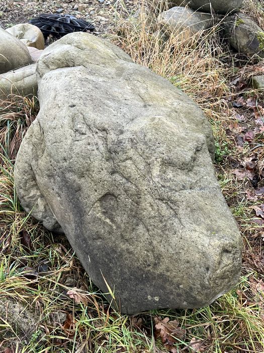 Продам великий річковий камінь для декору