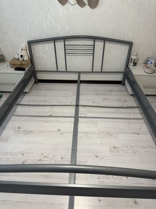 Кровать металическая 160*200