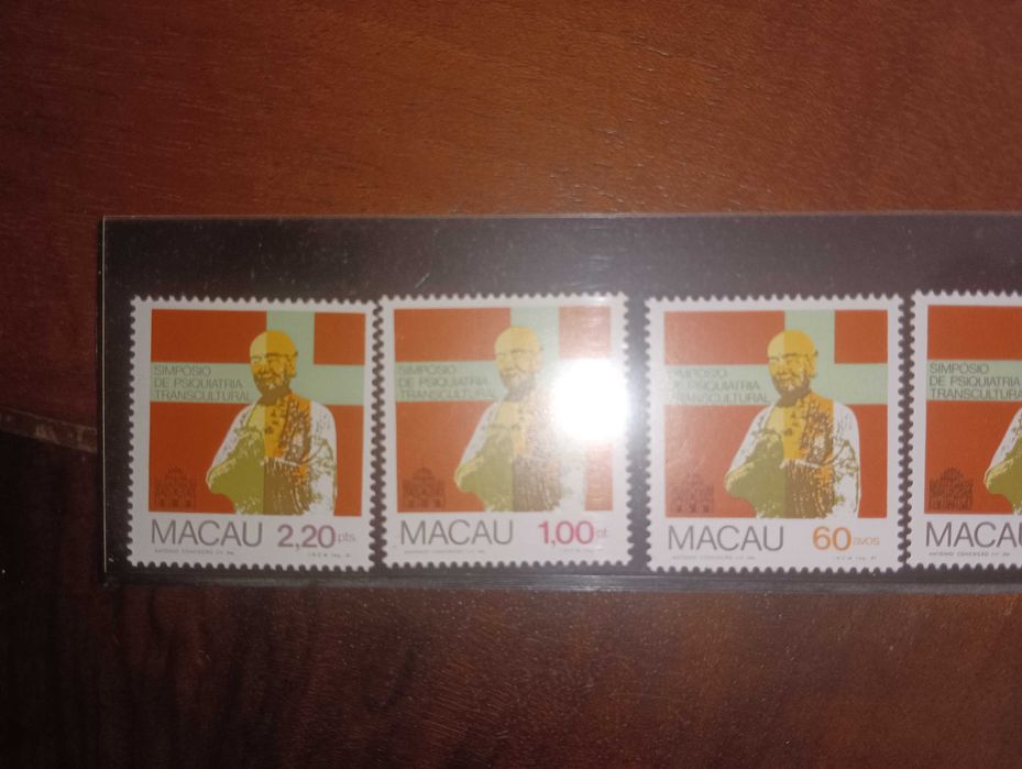 Selos novos e usados de Macau ,Portugal e Índia