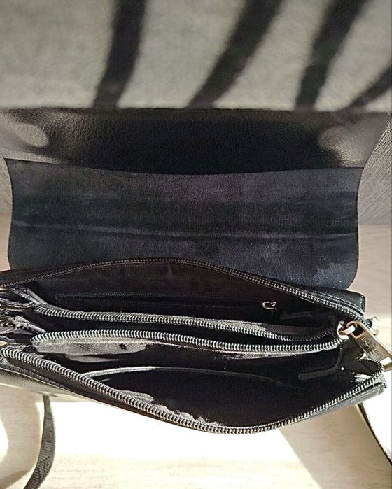 Сумка-барсетка на плечо, КОЖАННАЯ! черная, хорошее состояние