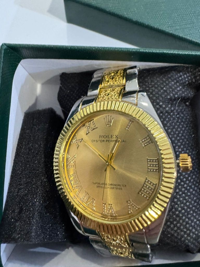 Relógio dourado Rx