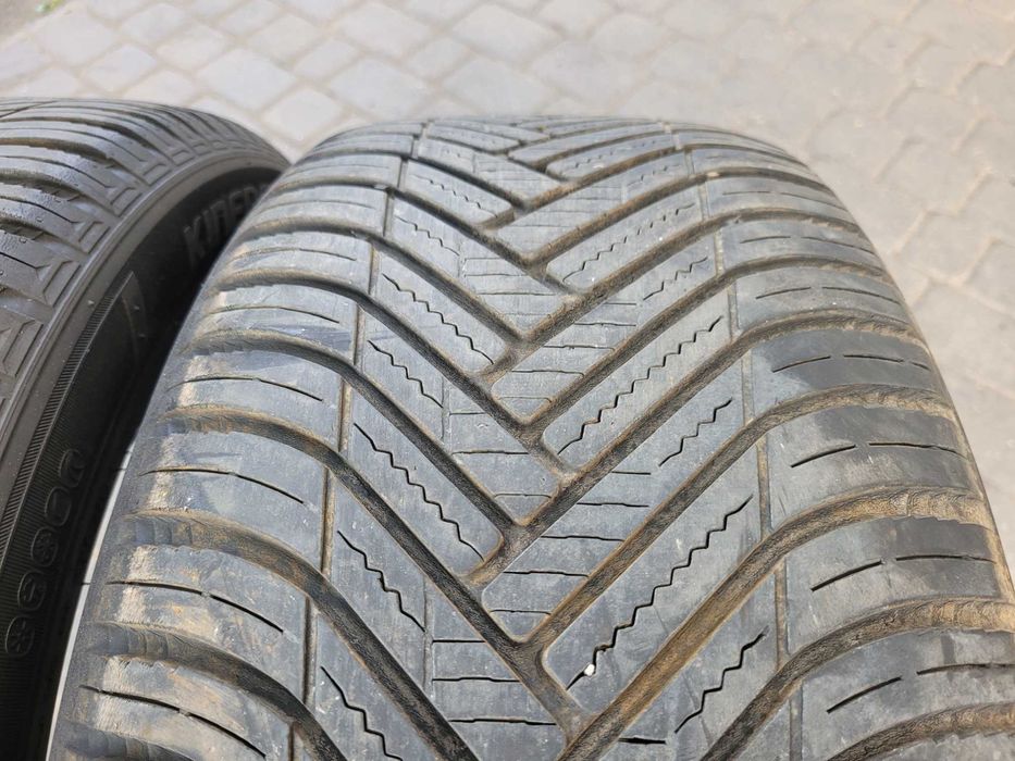 235 /50 R 18  Hankook Całoroczne