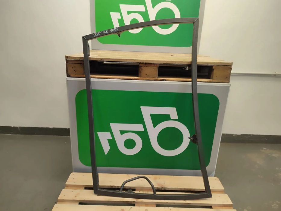 Ramka szyby przedniej H350810110030 Fendt 720 Vario
