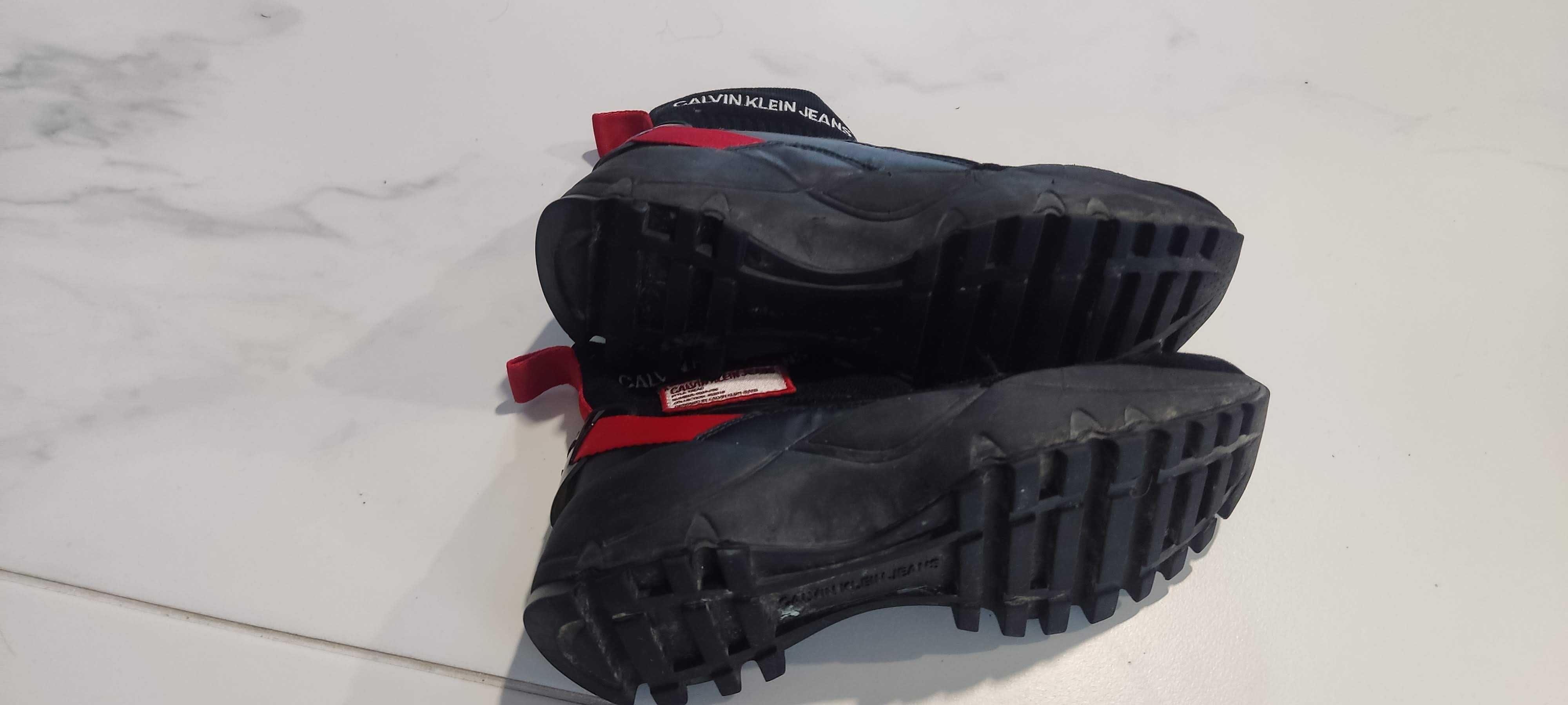 BUTY Calvin Klein Jeans Sneakersy Tysha 37