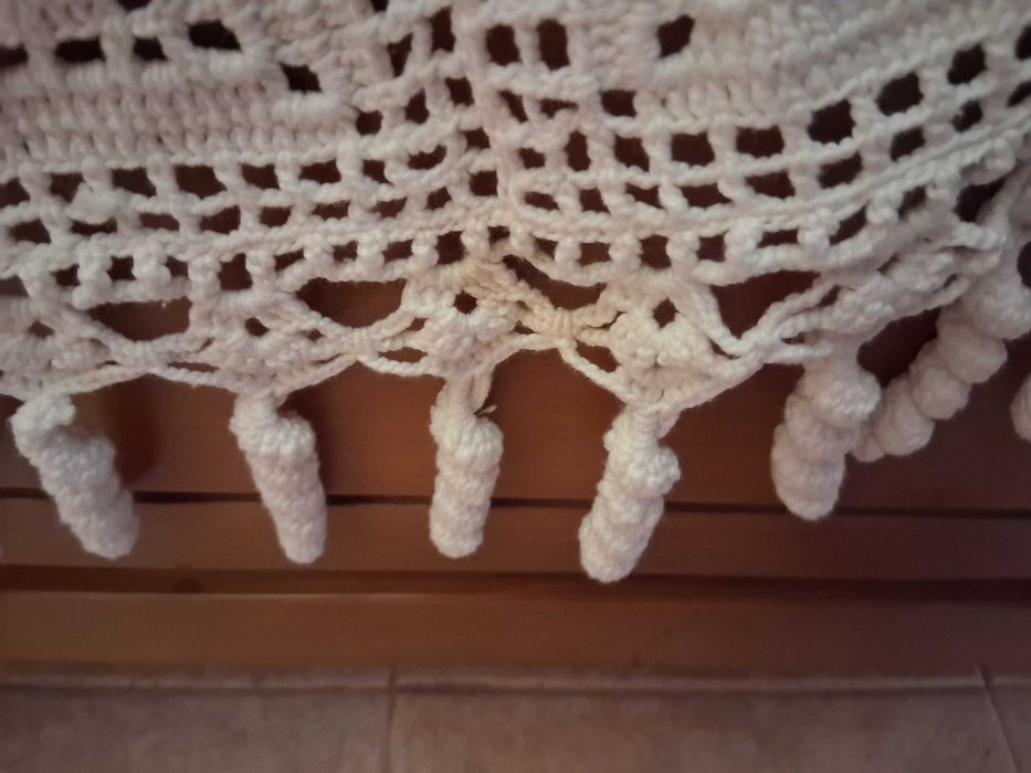 Colcha em renda, branca