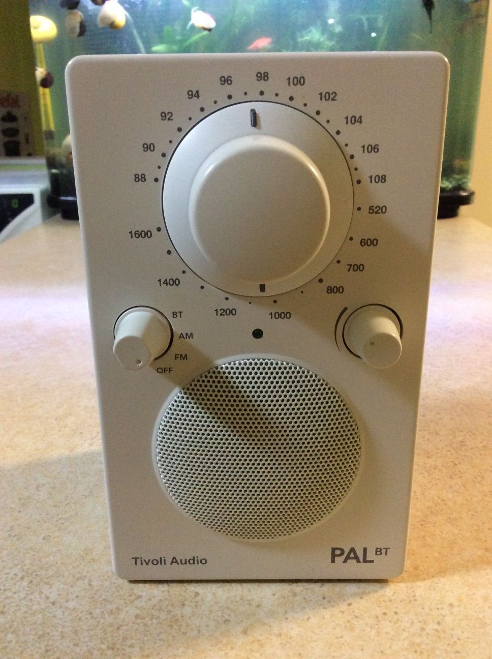 Tivoli Audio. PAl BT. Радио с Bluetooth и аккумулятором.