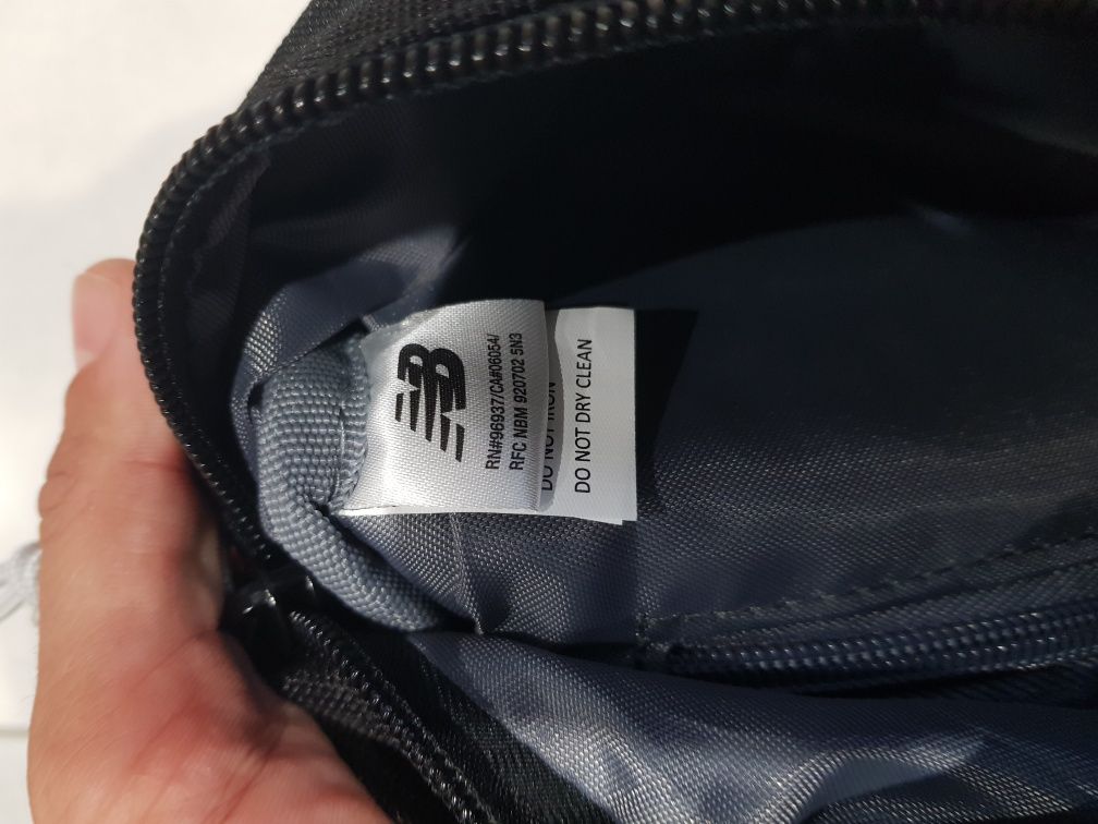 Nerka saszetka New Balance Waist Bag