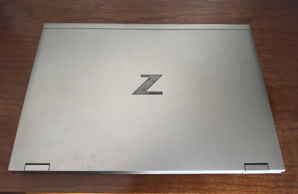 Zbook Fury G7 17 with 4K 17.3" Display / i9-10885H / 64GB / 2TB / Quadro RTX300064284527221121124