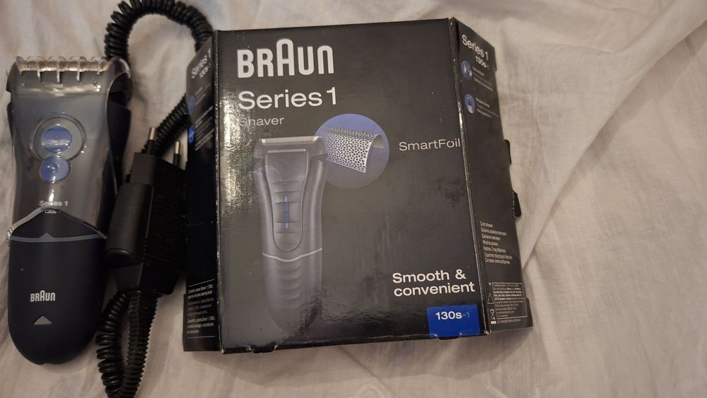 Електробритва BRAUN