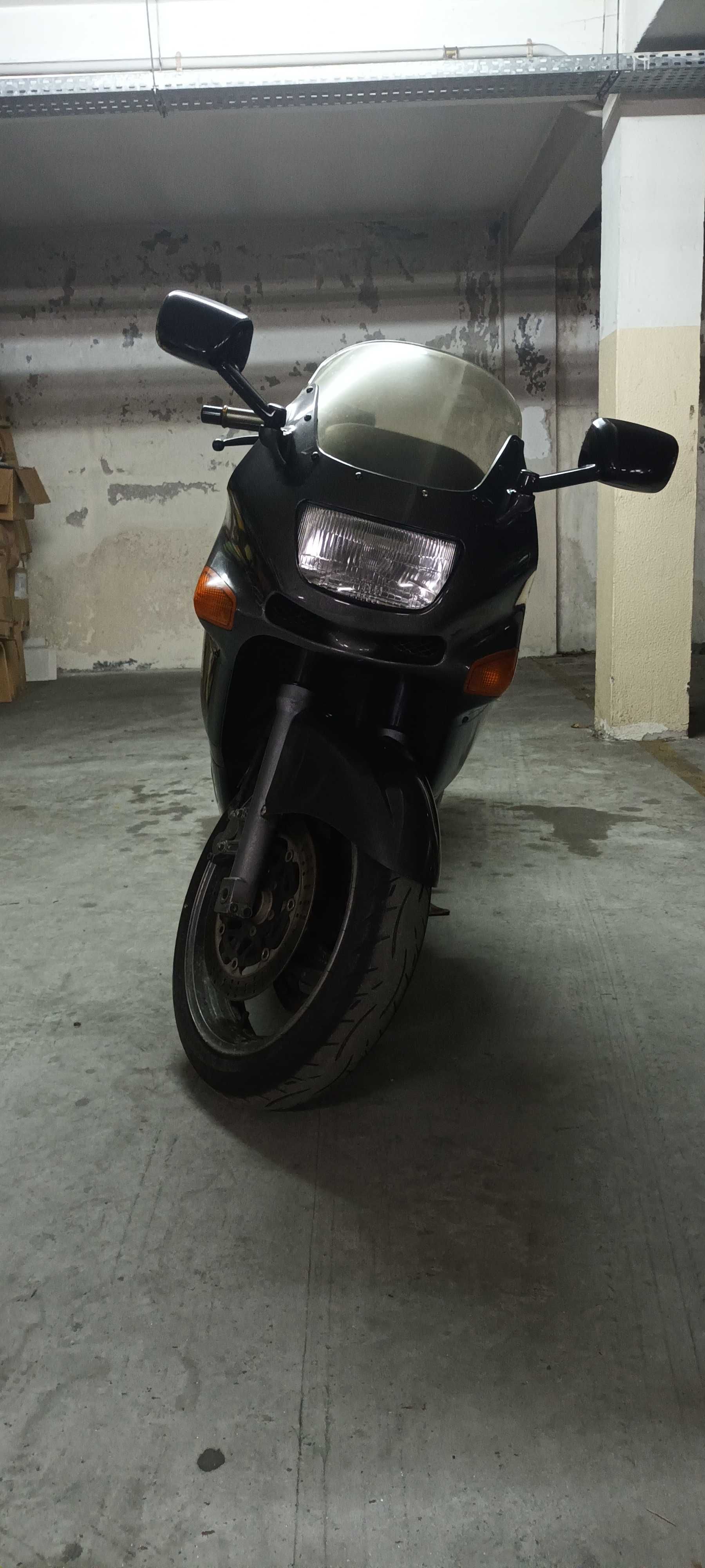 Kawasaki ZZR 600