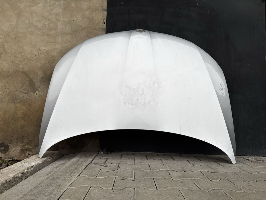 Капот шкода рапид  Skoda rapid  ОРИГИНАЛ