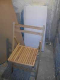 składane krzesło drewniane  w idealnym stanie. z czasów PRL