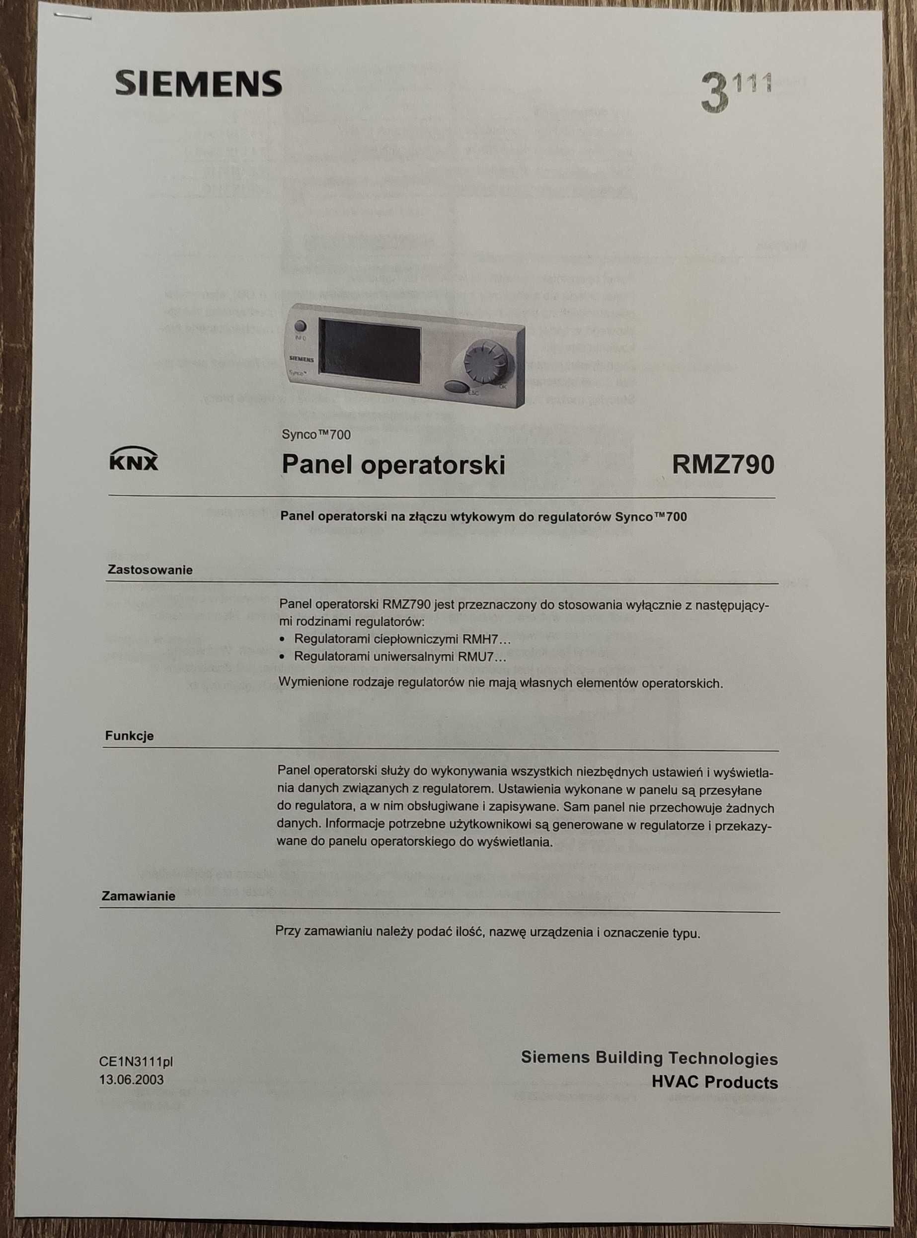 Regulator kaskady kotłów, panel operatorski, moduł uniwersalny