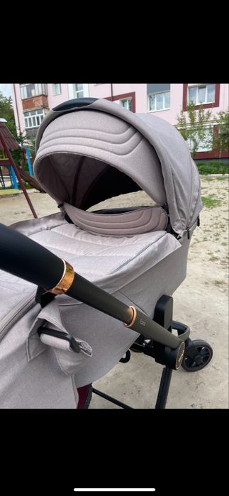 Каляска Carello Epica 3в1 в гарному стані, візок