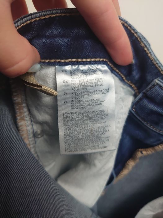 Bawełniane spodnie dżinsowe ze zdobieniem na łydce Monday