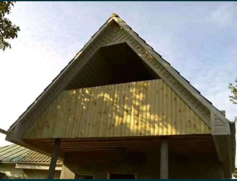 Продам землю с домом на участке