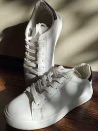 Кросівки жіночі білі FASHION