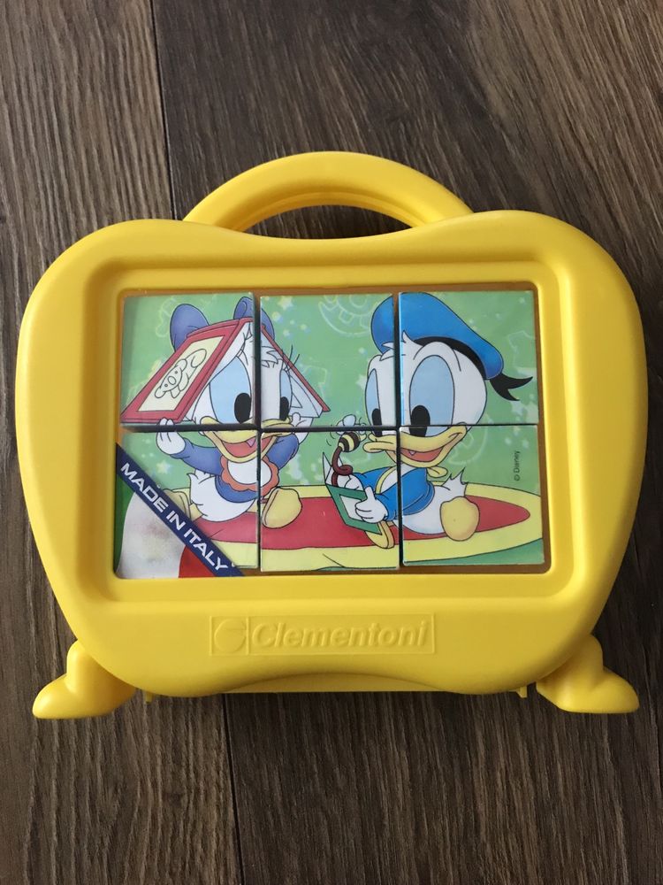 Puzzle dla dzieci w skrzyneczce