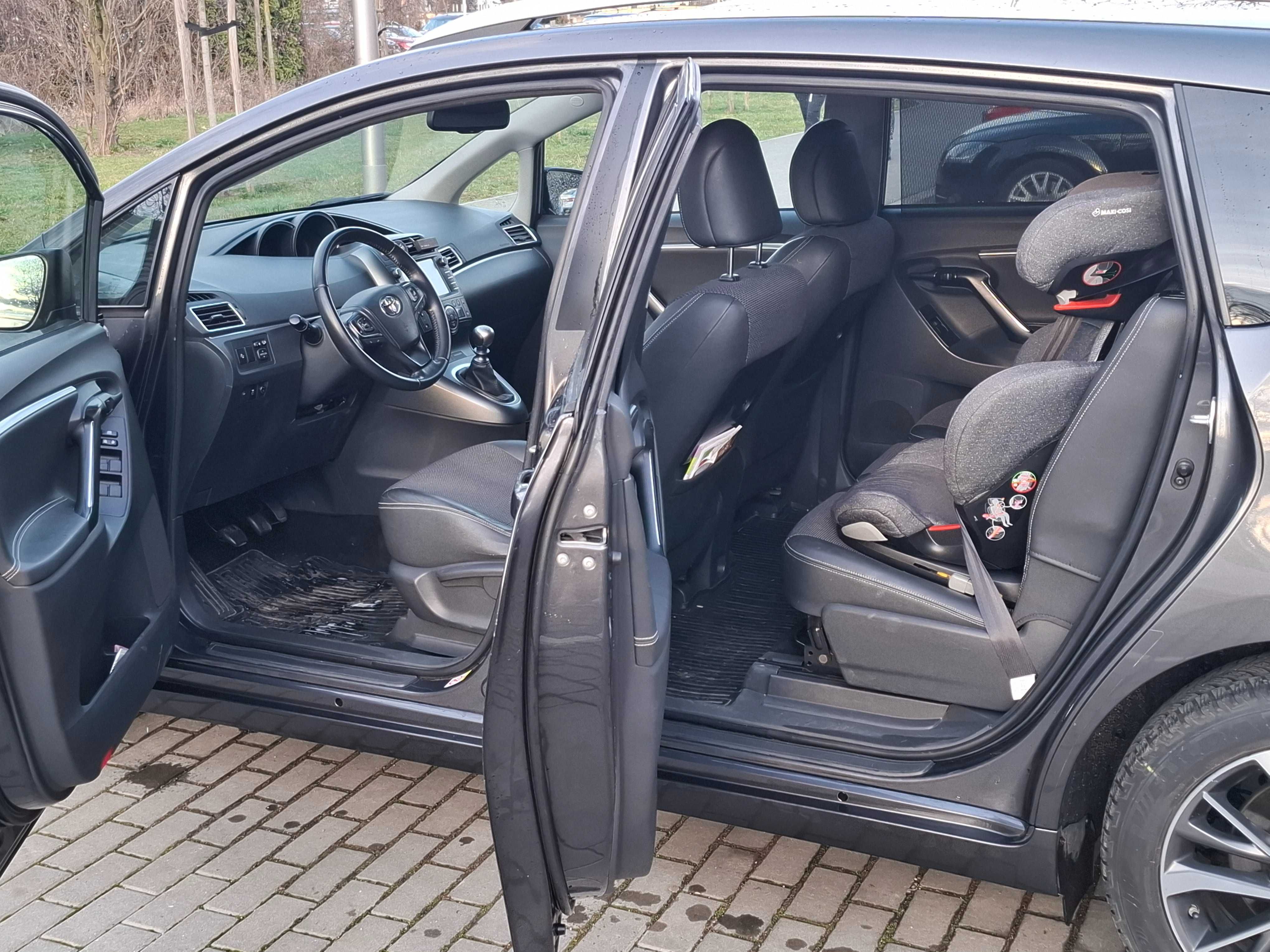 Toyota Verso 7 osobowa 1,8 Salon Polska wersja Prestige