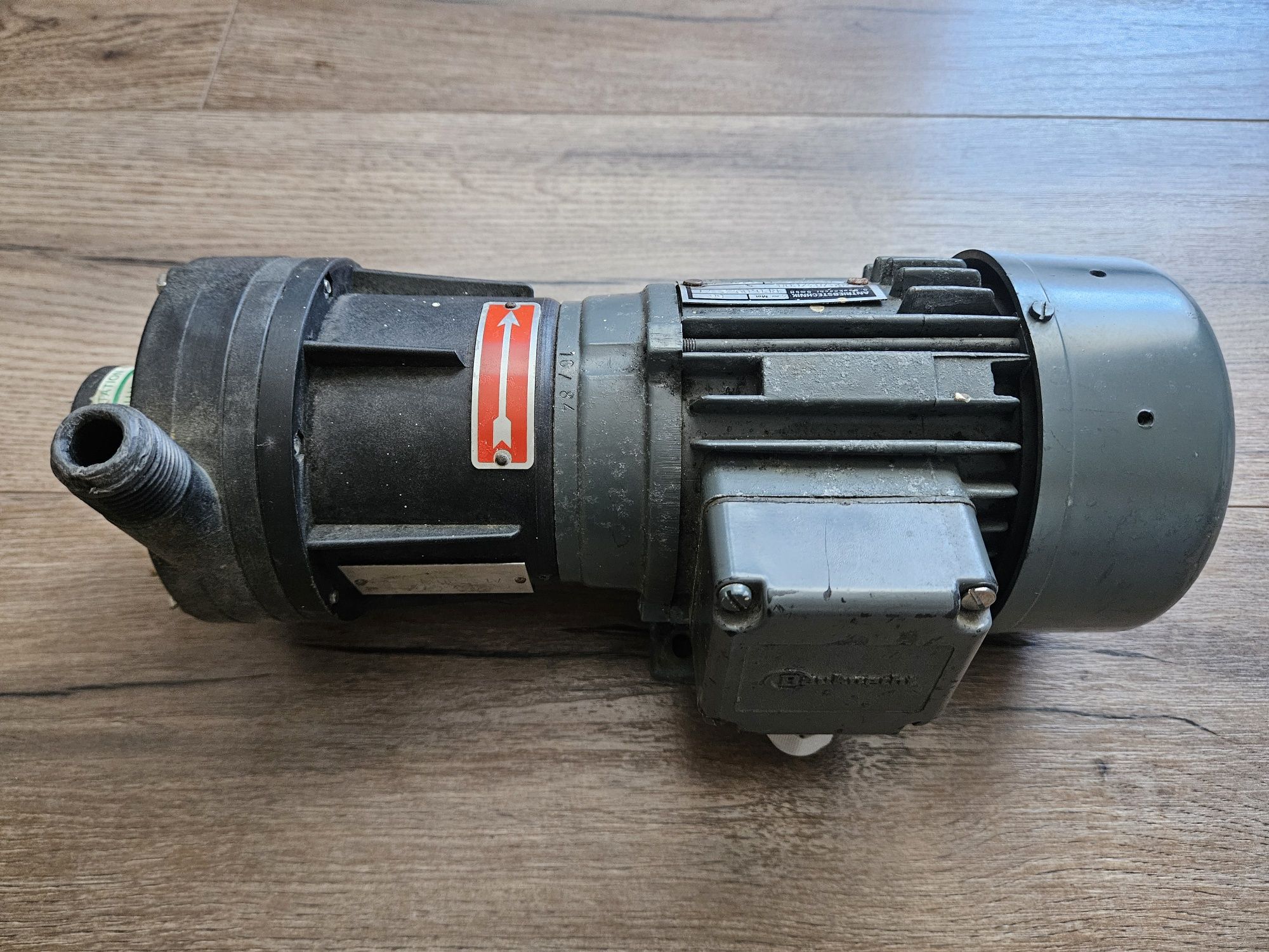 Pompa wody Johnson pump silnik 0.12kw