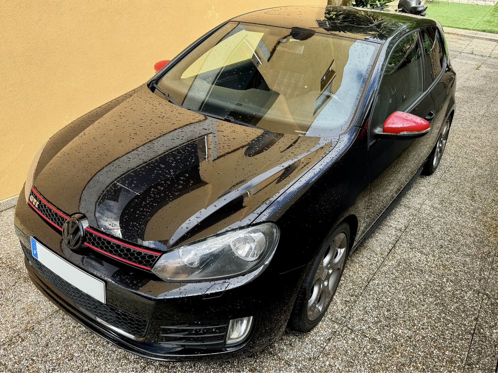 Volksvagen Golf GTI