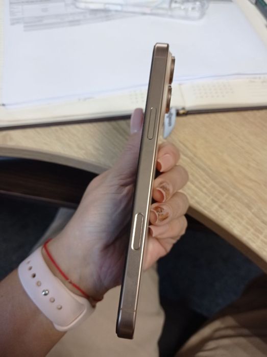 iPhone 16 pro max 512 gb