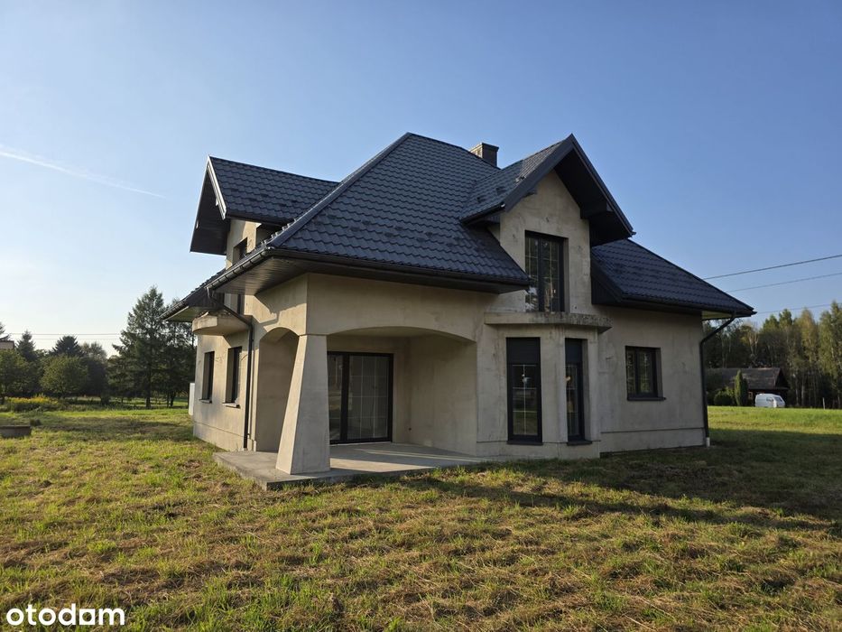 Nowoczesny dom w Pogórskiej Woli – 212 m², 12 arów, spokojna okolica!