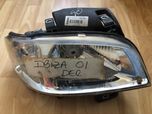 Farol dianteiro lado direito Seat Ibiza ano 2000