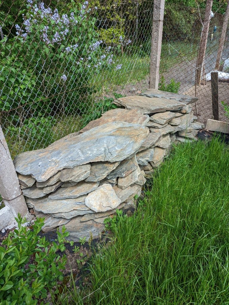 Łupek szarogłazowy kamień kaskadowy 2 tony