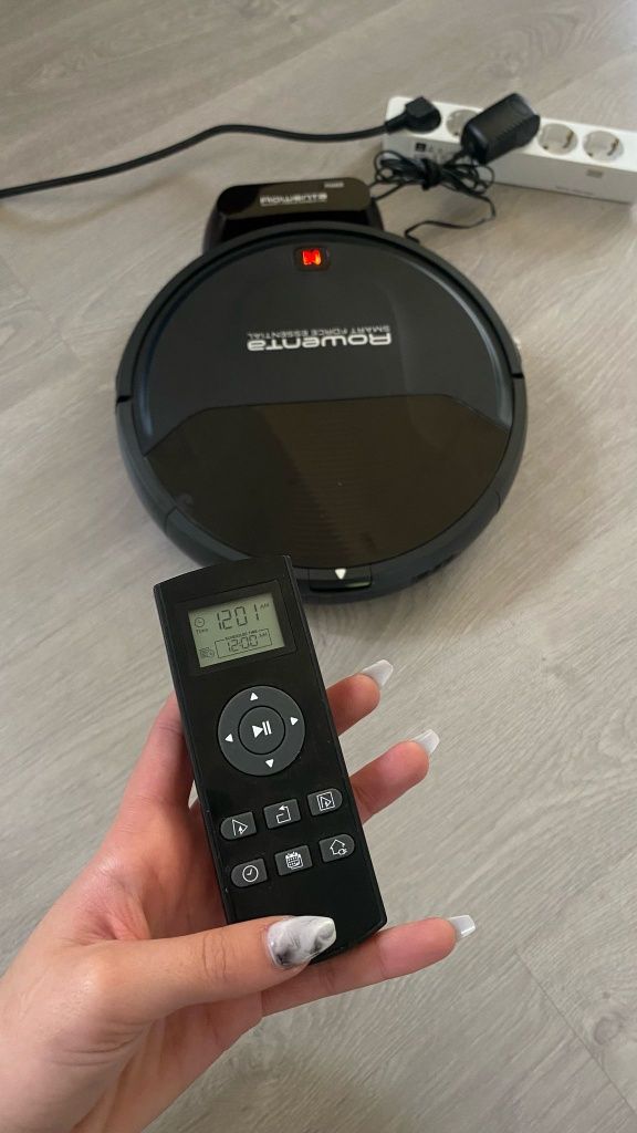 Aspirador Robô ROWENTA Smart Force