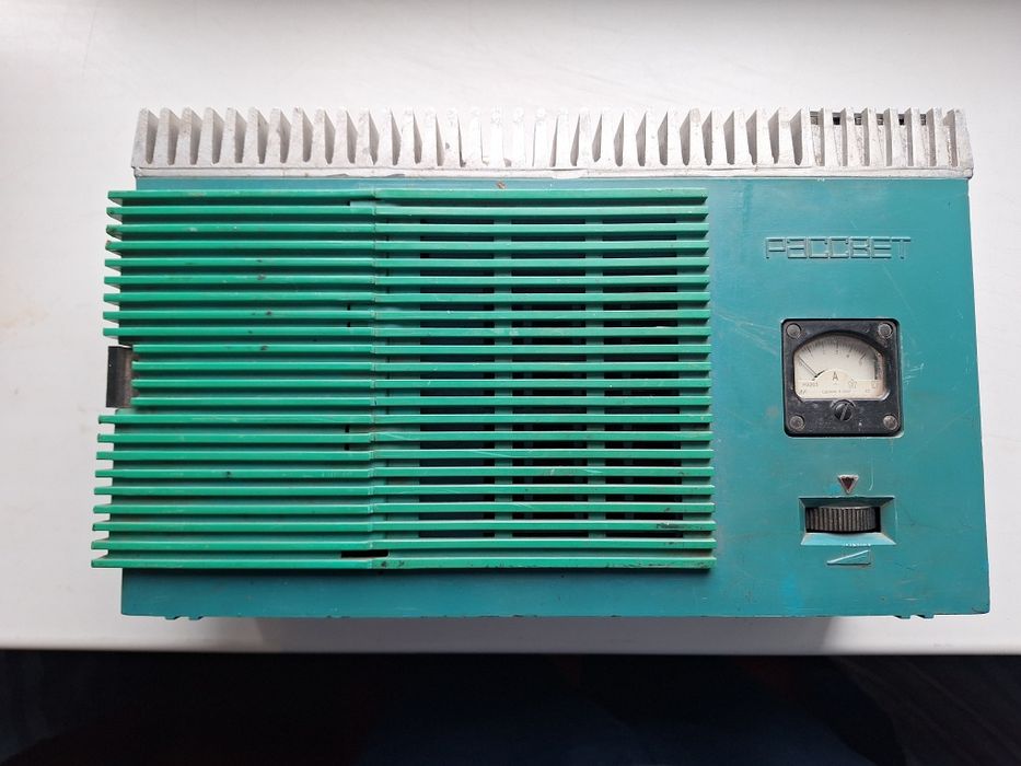 Зарядний пристрій 12в 5а