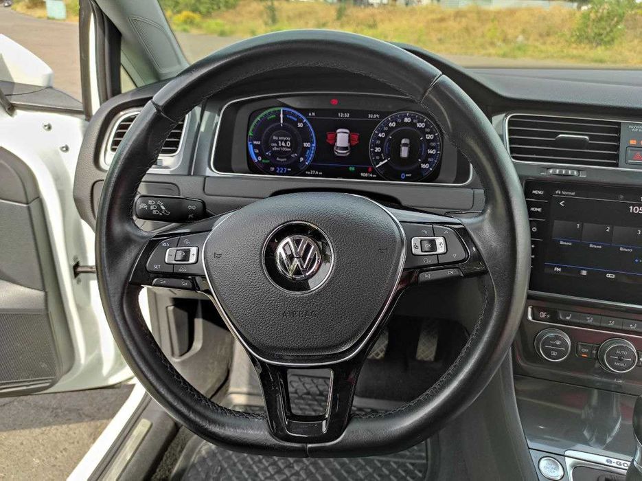 Volkswagen E-Golf