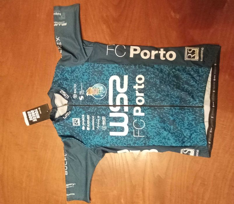 Jersey de Ciclismo FC Porto W52 — Nova e Original!