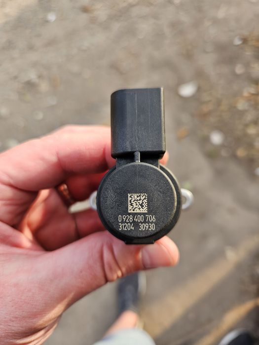 0928400706 Bosch Клапан