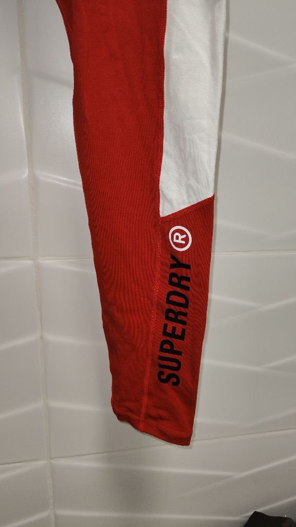Getry legginsy Superdry r. 12 / L dresy czerwone