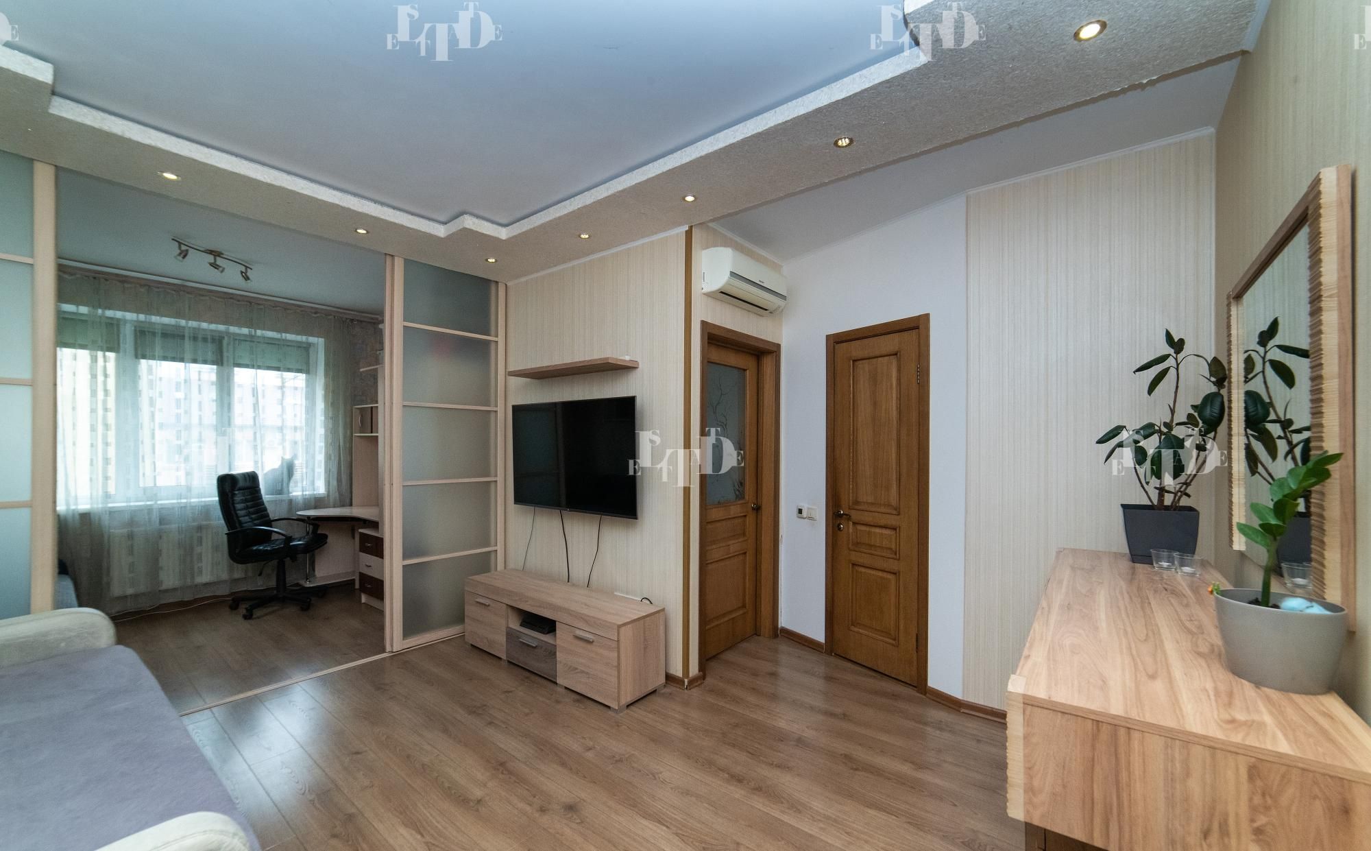 Продам 1-кімнатну квартиру, вул. Козацька, Вишневе TP
