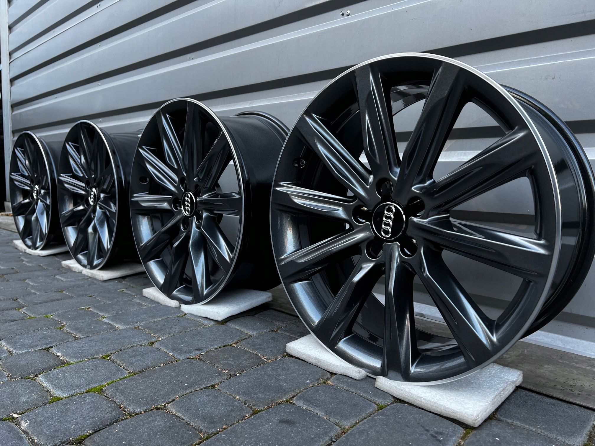 NOWE Oryginalne Felgi Audi 19 A5 A6 A7 A8 Q3 Q5 Q7