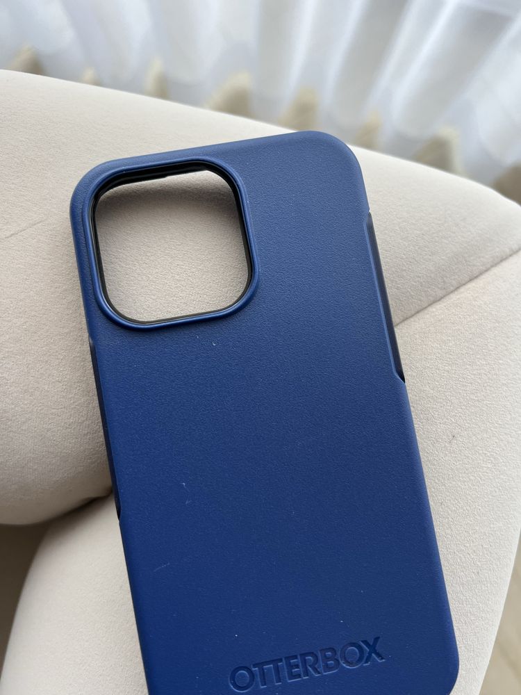 Nowe etui case MagSafe marki OtterBox do Apple iPhone 13 Pro Granatowy