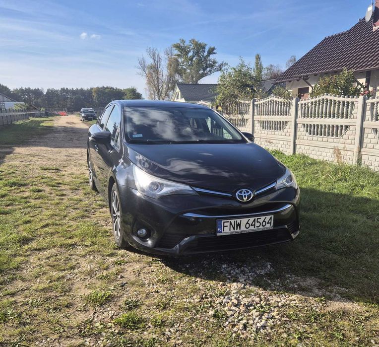 Toyota Avensis 2015r. 2.0 Benzyna. 152Km. Automat