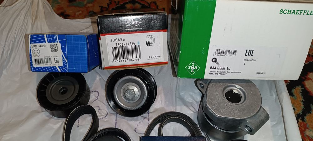 Ремни + ролики генератора и ГУР Форд Транзит 2.2 , Transit Custom