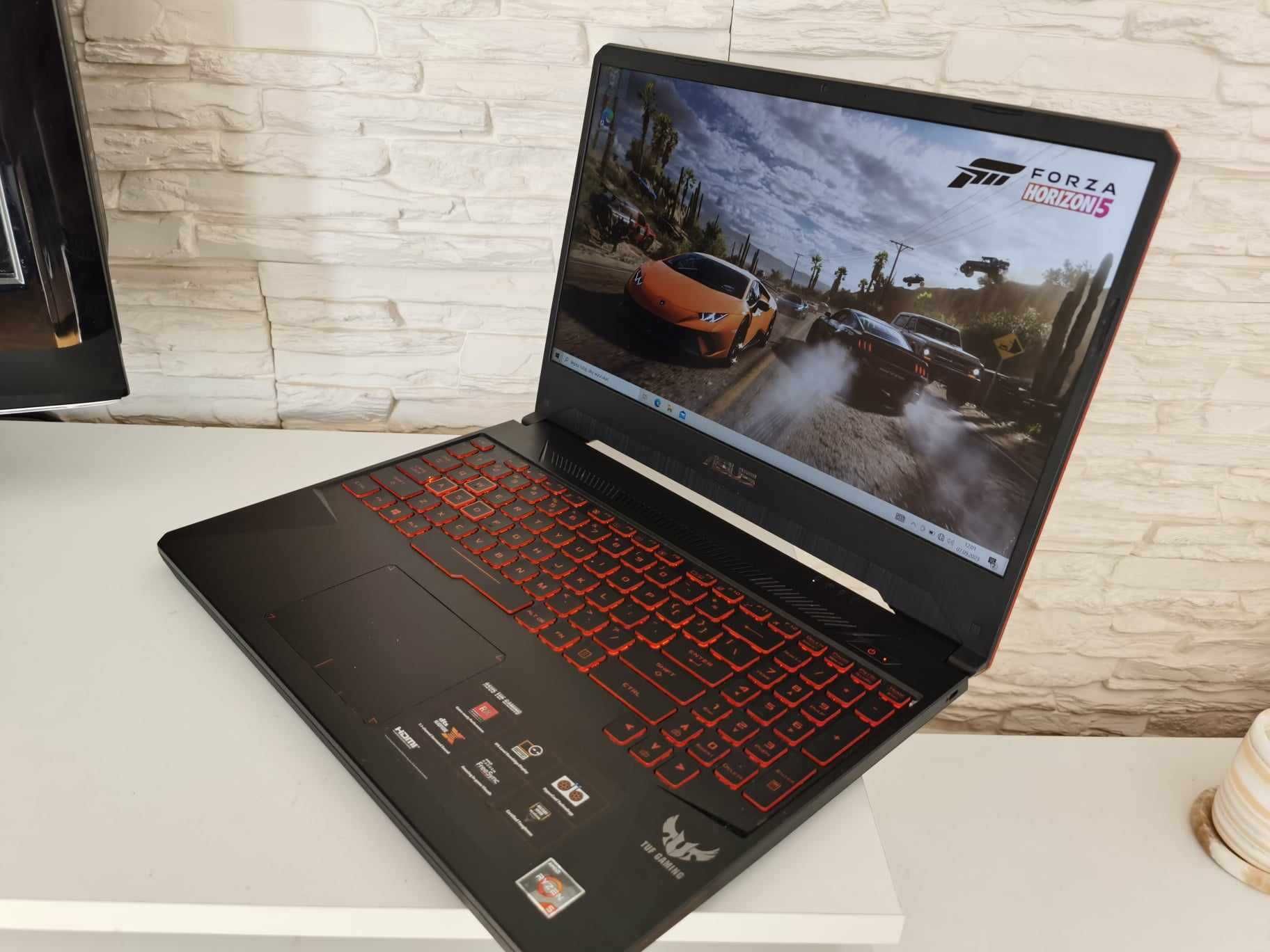 GAMINGOWY Laptop ASUS TUF 15.6"FHD Ryzen 8x3.70Ghz,16GB,RX560-4GB/SSD