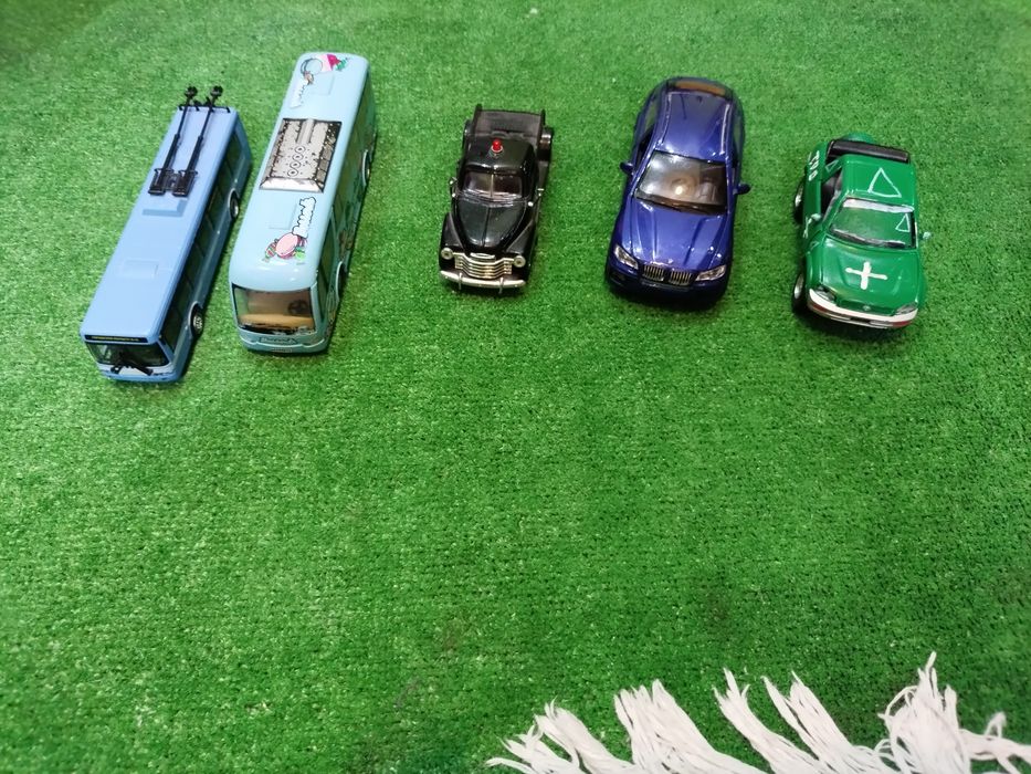 Продам модельки машинок
