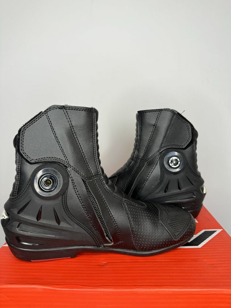 Krótkie Niskie Buty Motocyklowe Rst 42 TracTech Evo 3 Short Sportowe