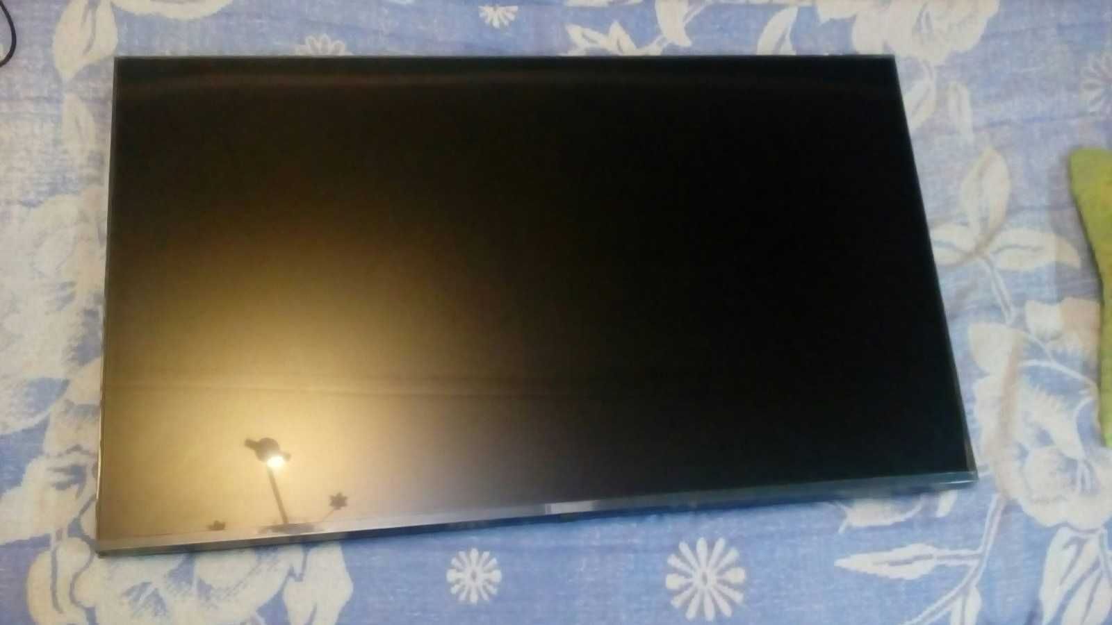 Телевизор LG 43UP77006LB  43''  ( Разбитая матрица )
