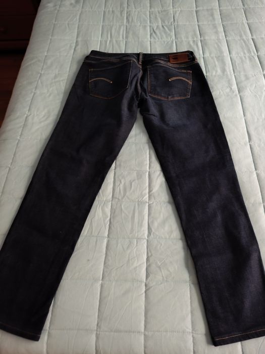 Calça jeans como nova