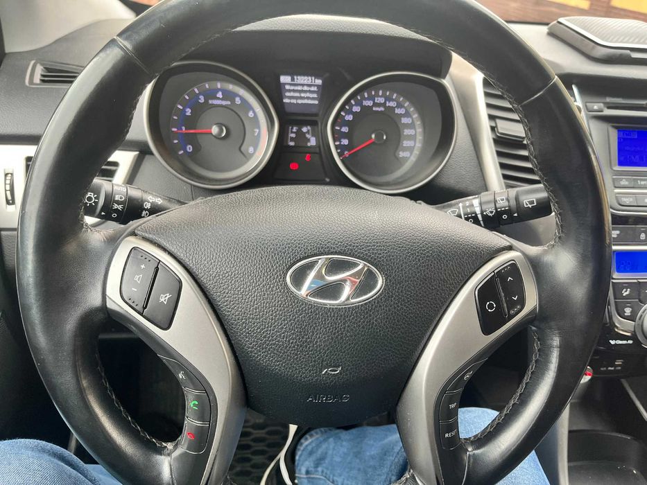 Hyundai I30 bezwypadkowy polski salon instalacja gazowa
