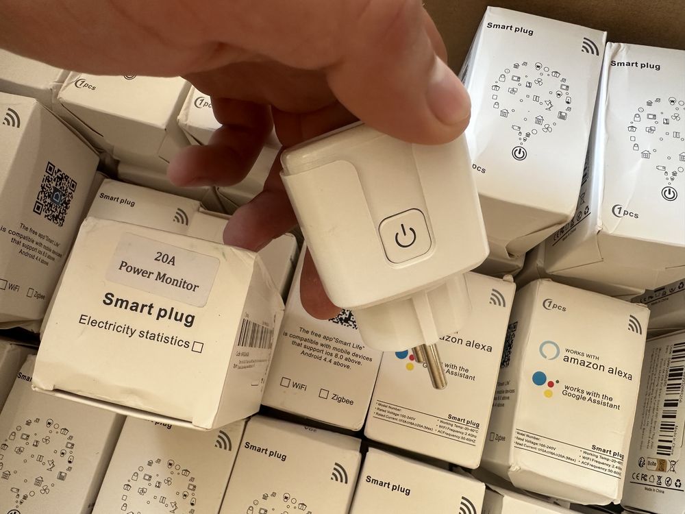 Розумна WIFI розетка  20А Smart Plug з енергометром, вай фай роз